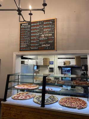 Bellucci Pizza by null