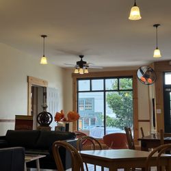 Polish Princess Bakery - Sitting room