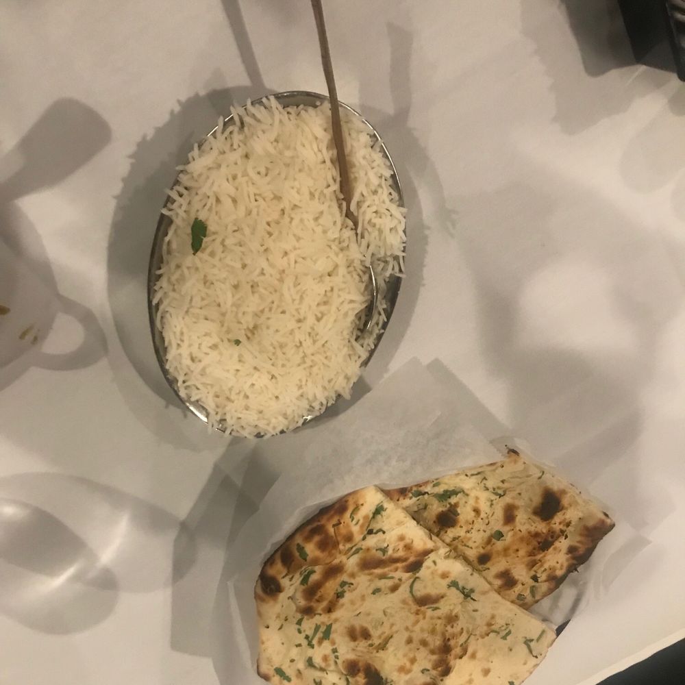 India Kitchen Tustin, CA - Garlic nnan and rice - Indian Near Me - Tustin, California India Kitchen Tustin, CA - Garlic nnan and rice - Indian Near Me - Tustin, California