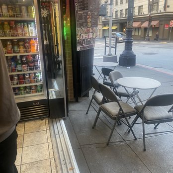Mellis Cafe - Outdoor seating - Coffee & Tea Near Me - San Francisco, California Mellis Cafe - Outdoor seating - Coffee & Tea Near Me - San Francisco, California