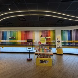 M&M'S Mall of America - Candy wall