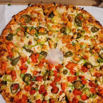 Pizza Station - Butter Chicken & Tikka Masala Pizza ($24.99 for large) - It was okay. - Pizza Near Me - Hayward, California Pizza Station - Butter Chicken & Tikka Masala Pizza ($24.99 for large) - It was okay. - Pizza Near Me - Hayward, California