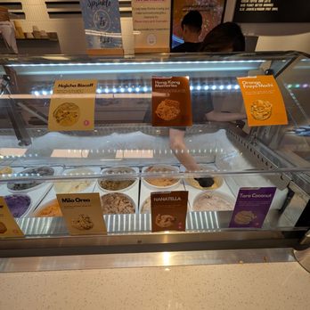 Melt Me Creamery - Ice Cream & Frozen Yogurt Near Me - Berkeley, California Melt Me Creamery - Ice Cream & Frozen Yogurt Near Me - Berkeley, California