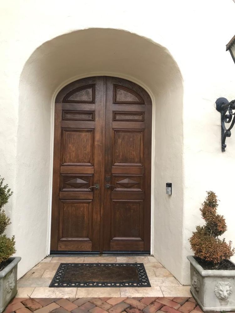 Slide of Santiago's Remodeling & Handyman Services