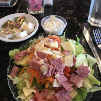 Pompton Queen Diner - Diners Near Me - Pompton Plains, New Jersey