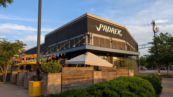 Padaek Arlington Ridge by null