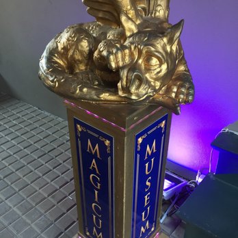 Magicum - Museums Near Me - Berlin, BE