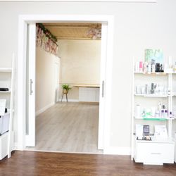 Nirvana Beauty Lounge - Nirvana Beauty Lounge