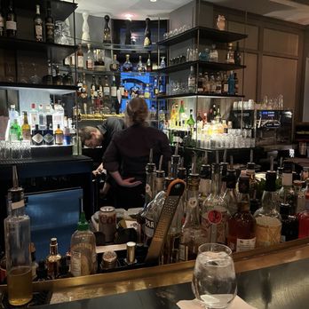 Bistro le Sam - Bar - Canadian (New) Near Me - Quebec City, Quebec