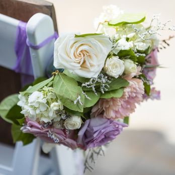 Amour Florist  - Wedding Planning Near Me - Elk Grove, California