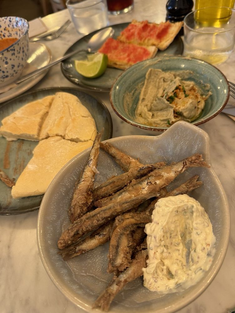 LA Updated September 2024 29 Photos & 10 Reviews Carrer