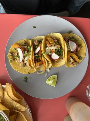 Tacos Tin Tan (St Denis) by null
