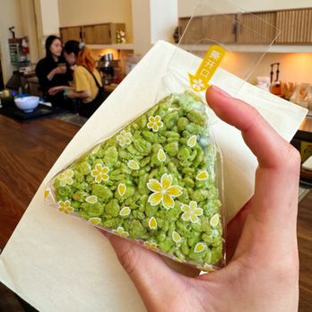 Taz Matcha - Matcha Rice Crispy - Cafes Near Me - Seattle, Washington Taz Matcha - Matcha Rice Crispy - Cafes Near Me - Seattle, Washington