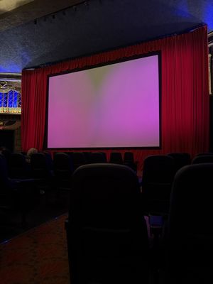 Vista Theatre by null