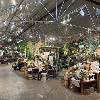 GARDENWORKS at Mandeville - So pretty! - Cafes Near Me - Burnaby, British Columbia