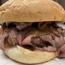 Wing It - Hot Roast Beef