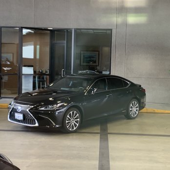 Keyes Lexus - Car Dealers Near Me - Van Nuys, California