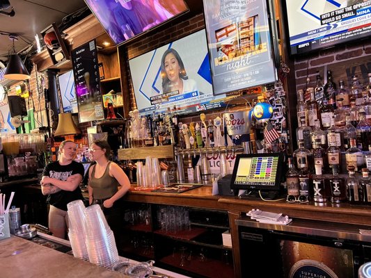 The Blind Pig by null