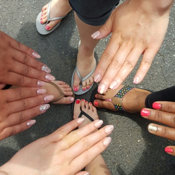 Four Season Nails - Nail Salons Near Me - Edison, New Jersey