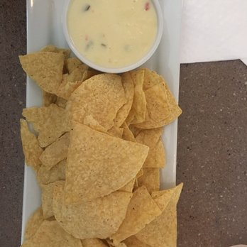The Taphouse at Rivers Bend - Chips with queso. Yum!! - American Near Me - Chester, Virginia