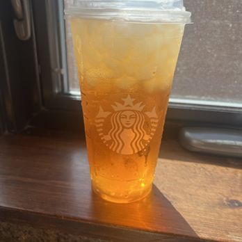 Starbucks - Coffee & Tea Near Me - Torrance, California