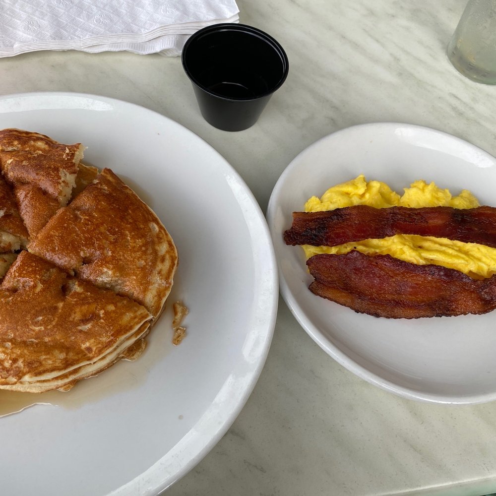 Another Broken Egg Cafe - Buttermilk Pancakes! - Breakfast & Brunch Near Me - Flowood, Mississippi