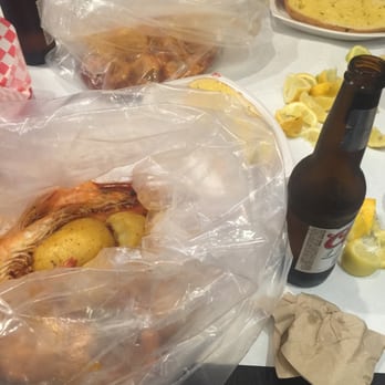 Stinkin Crawfish - Ready to get our hands dirty!!!! Pooh yeah!!!! - Cajun/Creole Near Me - Downey, California