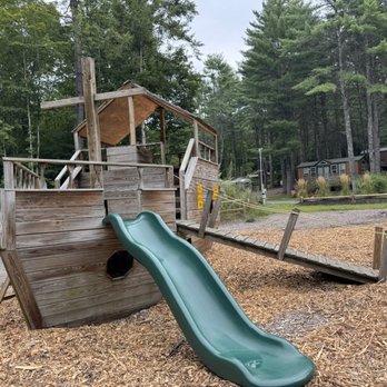 Quechee / Pine Valley KOA - Playground - Campgrounds Near Me - White River Junction, Vermont Quechee / Pine Valley KOA - Playground - Campgrounds Near Me - White River Junction, Vermont