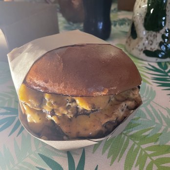 Gott's Roadside - Double Cheeseburger - Salad Near Me - Walnut Creek, California