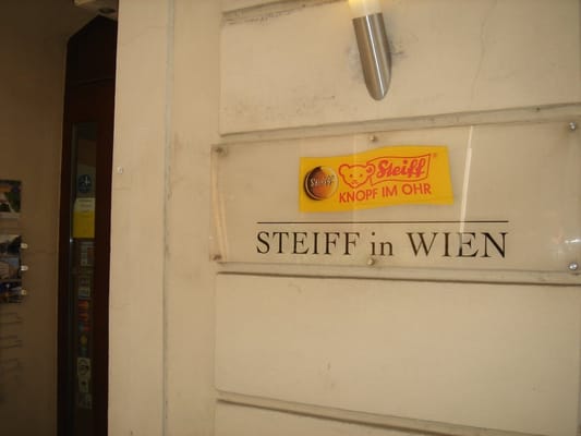 STEIFF in WIEN by null