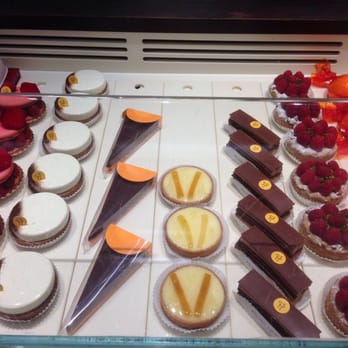 Pierre Hermé - Chocolatiers & Shops Near Me - Paris, 75