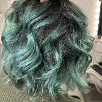 Kiri Artistry - Teal hair! - Hair Stylists Near Me Kiri Artistry - Teal hair! - Hair Stylists Near Me