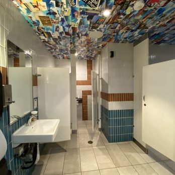 Cabo Bob's Burritos - Clean restroom - Mexican Near Me - Austin, Texas