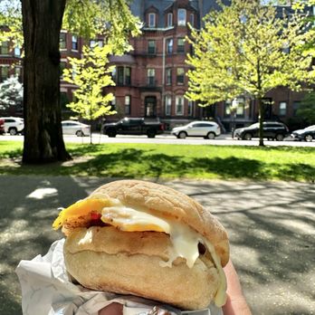 The Bittersweet Shoppe on Newbury - Egg and bacon breakfast sandwich on English muffin - Cafes Near Me - Boston, Massachusetts The Bittersweet Shoppe on Newbury - Egg and bacon breakfast sandwich on English muffin - Cafes Near Me - Boston, Massachusetts
