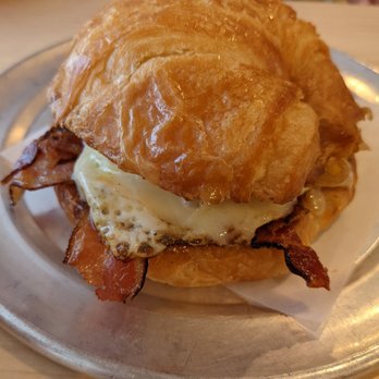 Autumn Nomad Cakes & Cafe - Bacon egg croissant - Cafes Near Me - Jackson, New Hampshire Autumn Nomad Cakes & Cafe - Bacon egg croissant - Cafes Near Me - Jackson, New Hampshire