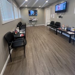 CareMed Primary and Urgent Care - Waiting area