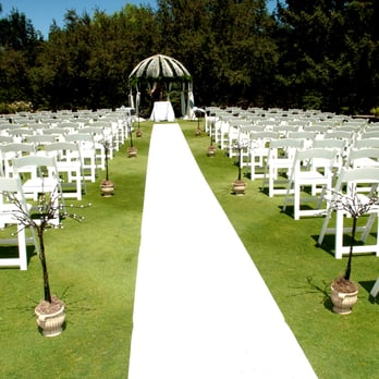 Eagle Hills Golf Course - July Wedding Ceremony - Golf Near Me - Eagle, Idaho Eagle Hills Golf Course - July Wedding Ceremony - Golf Near Me - Eagle, Idaho