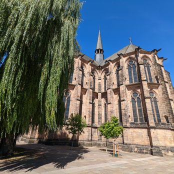 Elisabethkirche - Churches Near Me - Marburg, HE