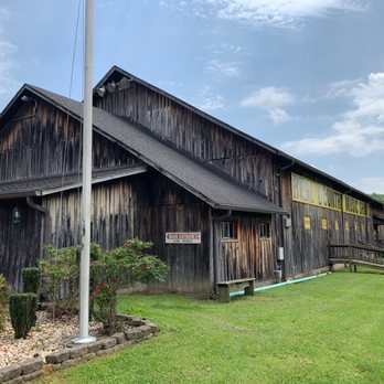 Renfro Valley Entertainment Center - the exterior of the building - Music Venues Near Me - Mount Vernon, Kentucky