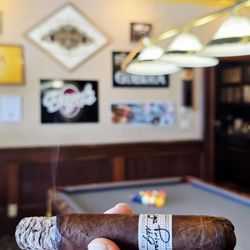 Boyd's Tobacco & Elegant Gifts - Liga 9 by Drew Estate