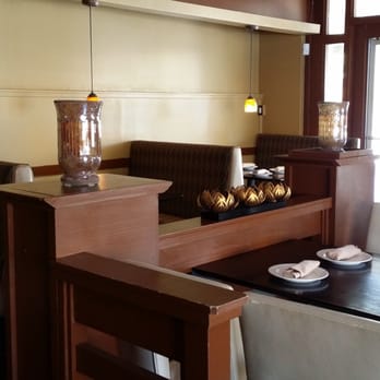 Do Sit Thai Cuisine - Booths - Thai Near Me - Walnut Creek, California Do Sit Thai Cuisine - Booths - Thai Near Me - Walnut Creek, California