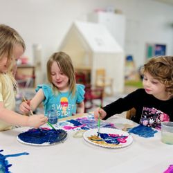 Presbyterian Day School of Napa - Free art in the Lions class.