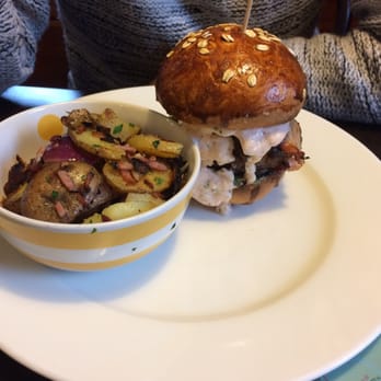 U Fořta - Burger with home made potatoes. - Hotels Near Me - Hřensko, US U Fořta - Burger with home made potatoes. - Hotels Near Me - Hřensko, US