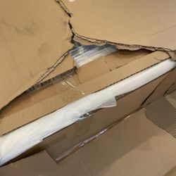 Pottery Barn Kids - Exposed crib parts