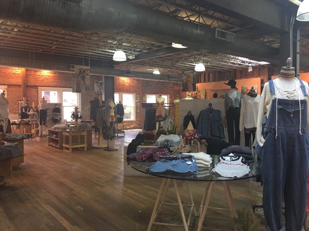 Photo of Urban Outfitters - Pasadena, CA, United States