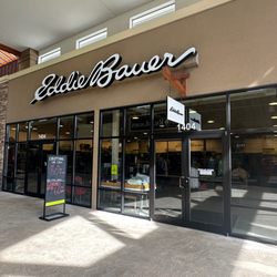 Centralia Outlets - For over 100 years, Eddie Bauer has made apparel, footwear, and gear to inspire and enable you to Live Your Adventure®