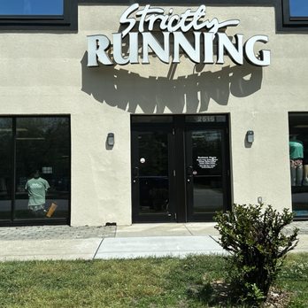 Strictly Running - Front of the store with reasonable street parking. - Shoe Stores Near Me - Columbia, South Carolina Strictly Running - Front of the store with reasonable street parking. - Shoe Stores Near Me - Columbia, South Carolina