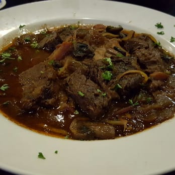 Mainstream Bar and Grill - Beef Short Ribs with Mashed potatoes. - Bars Near Me - Poway, California Mainstream Bar and Grill - Beef Short Ribs with Mashed potatoes. - Bars Near Me - Poway, California