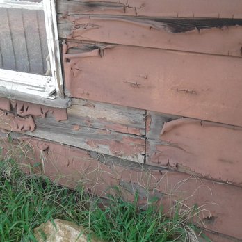 Charlyn's Quality Painting - Condition of the wood siding prior preparation and painting.. - Painters Near Me - Monrovia, California Charlyn's Quality Painting - Condition of the wood siding prior preparation and painting.. - Painters Near Me - Monrovia, California