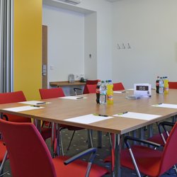 B&B Hotel Saarbrücken-Hbf - Meetingraum